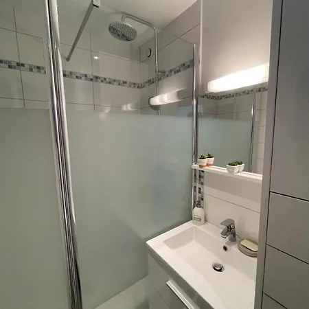 Apartment Au Coeur De Chantilly, Pres De Paris Et Du Parc Asterix Chantilly